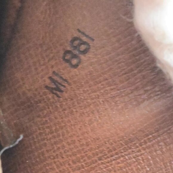 LOUIS VUITTON Saint Cloud MM Shoulder Bag Monogram Leather Brown - Picture 6 of 16